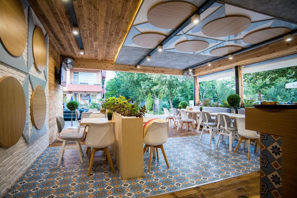 Guesthouse Kirov ラヴダ エクステリア 写真